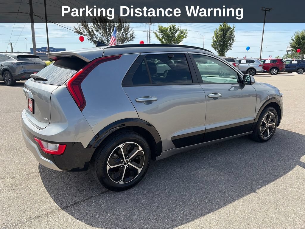 Used 2023 Kia Niro FWD image 6