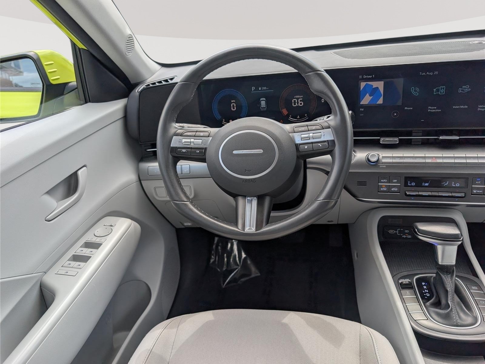 Used 2024 Hyundai Kona SEL AWD/4WD image 16
