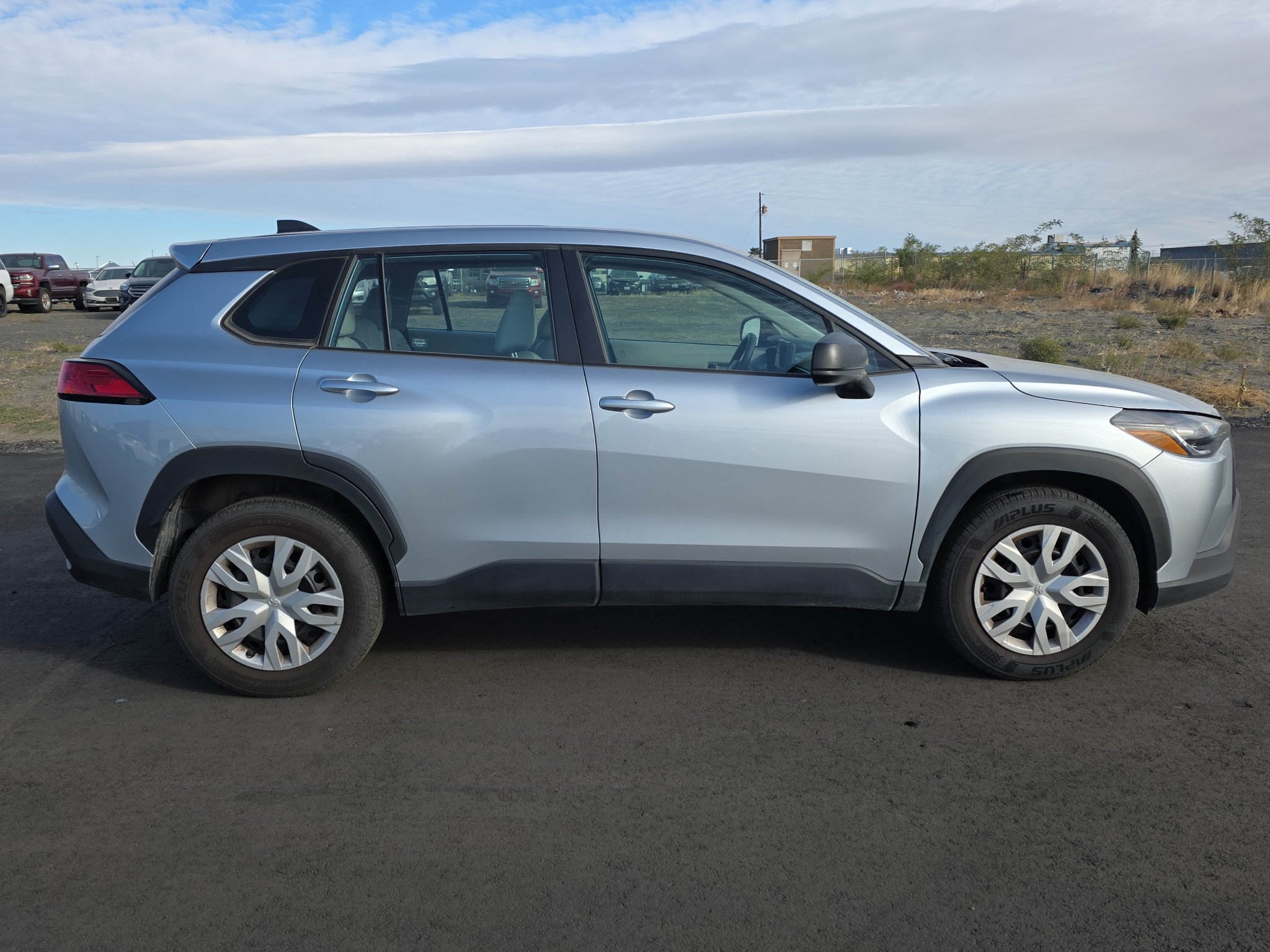 Used 2024 Toyota Corolla Cross L AWD/4WD image 9