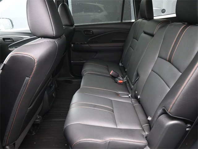 Used 2022 Honda Pilot TrailSport image 16