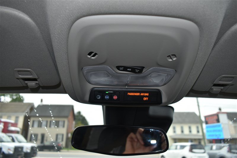 Used 2023 Buick Encore GX Preferred w/ Cold Weather Comfort Package FWD image 19