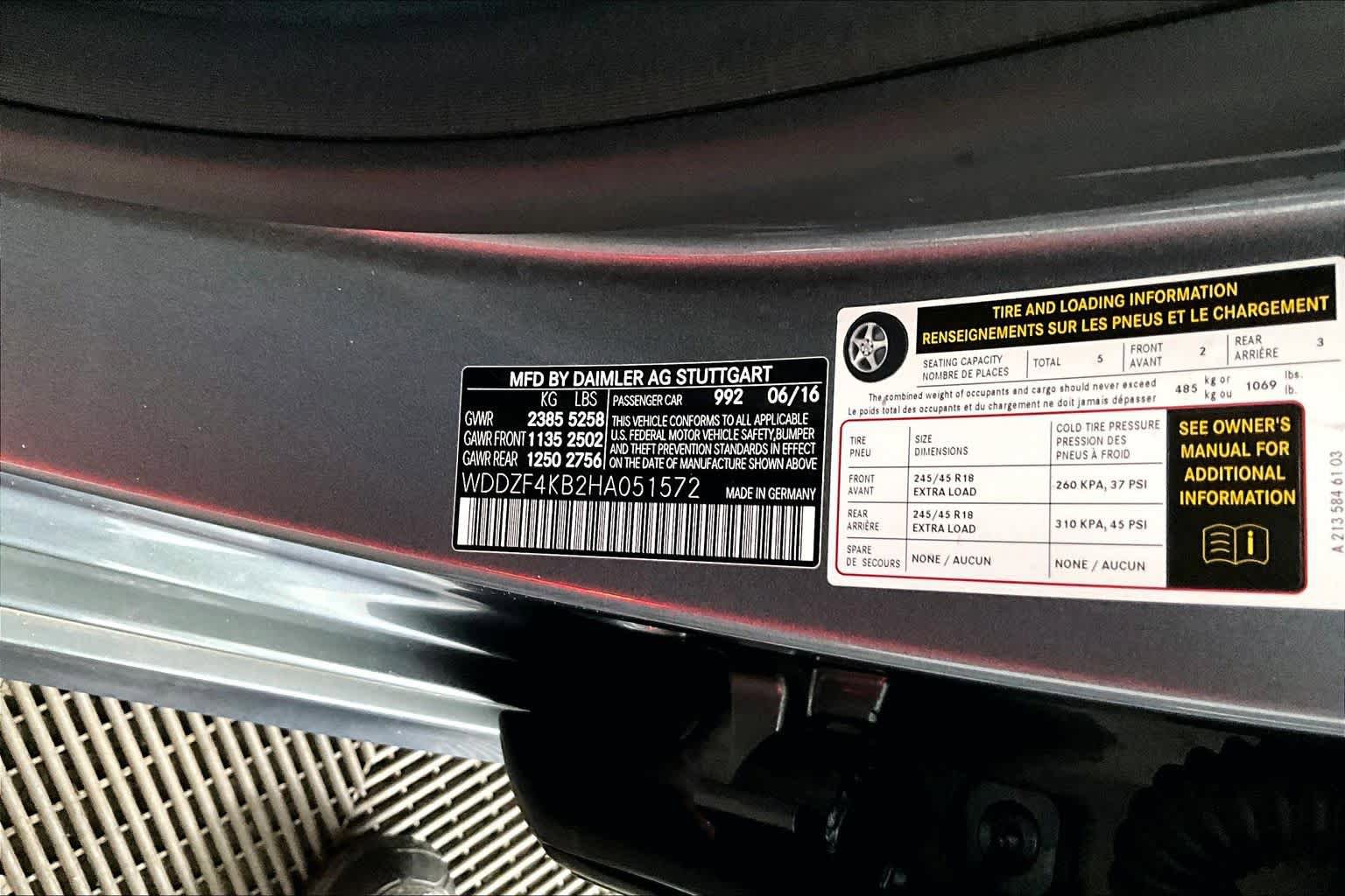 Used 2017 Mercedes-Benz E 300 4MATIC image 31