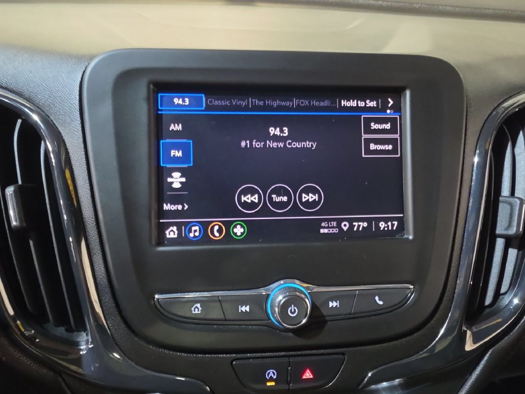 Used 2022 Chevrolet Equinox RS AWD/4WD image 12