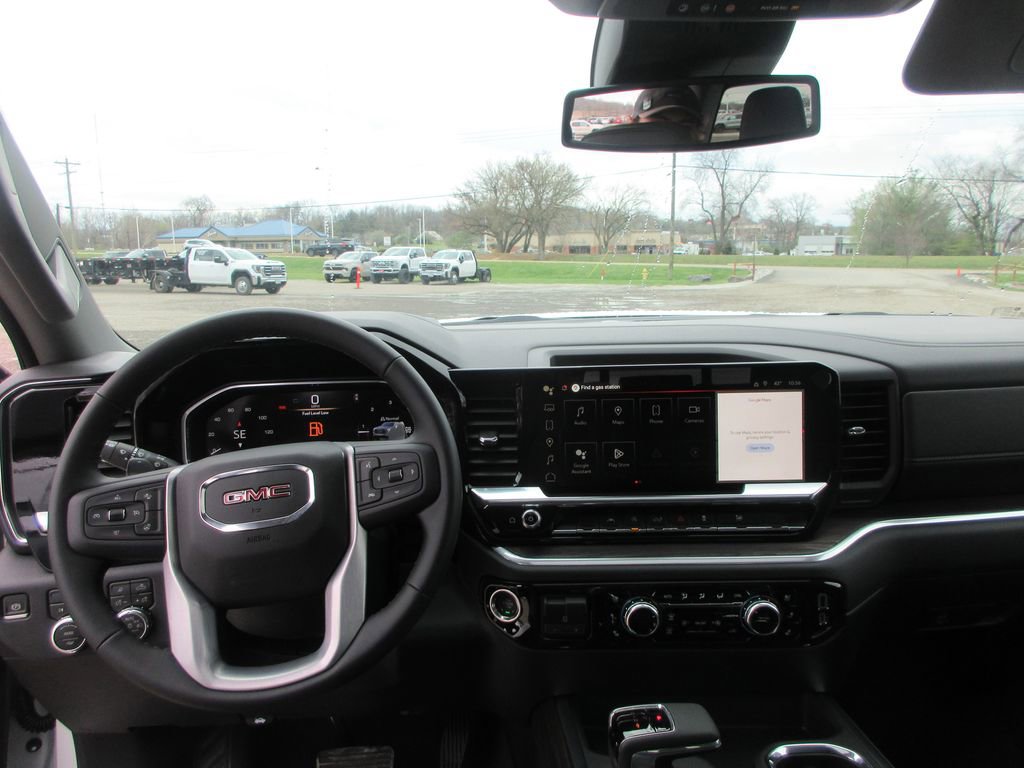 New 2026 GMC Sierra 1500 SLT image 16