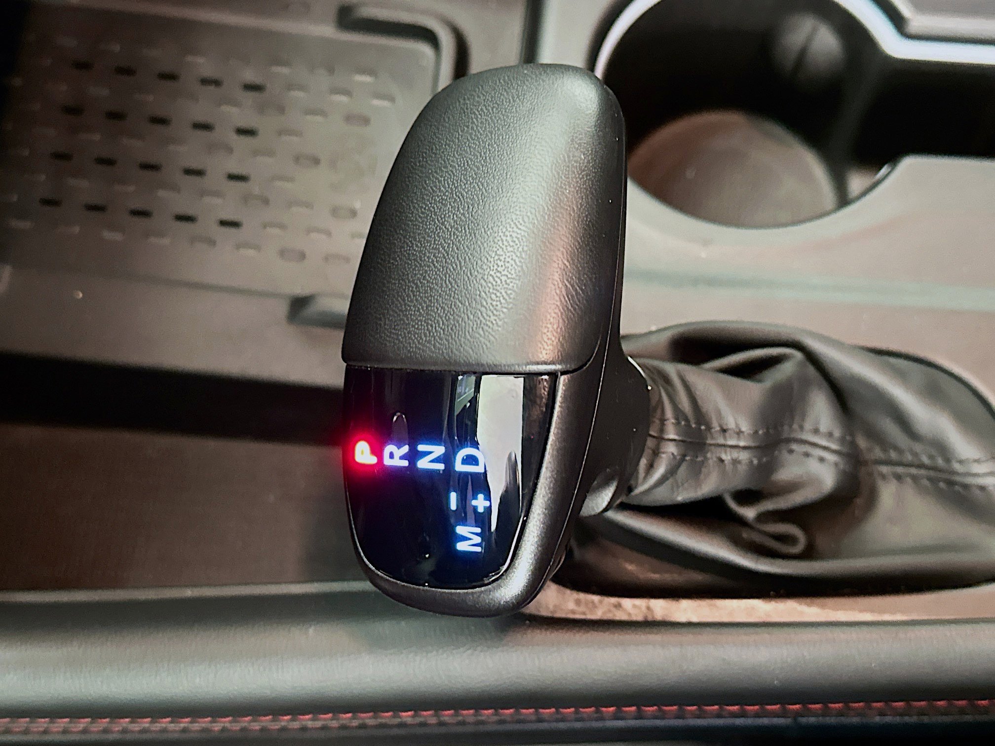 Used 2025 Dodge Durango GT image 25