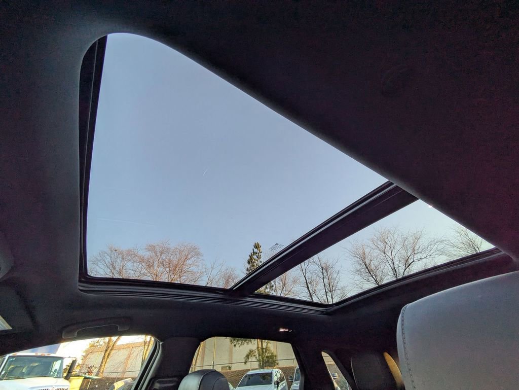 Used 2024 Cadillac XT5 Premium Luxury image 24