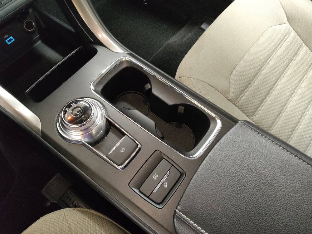 Used 2018 Ford Fusion S FWD image 26