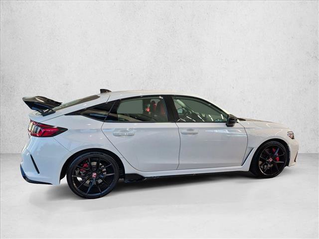 Used 2024 Honda Civic Type R image 4