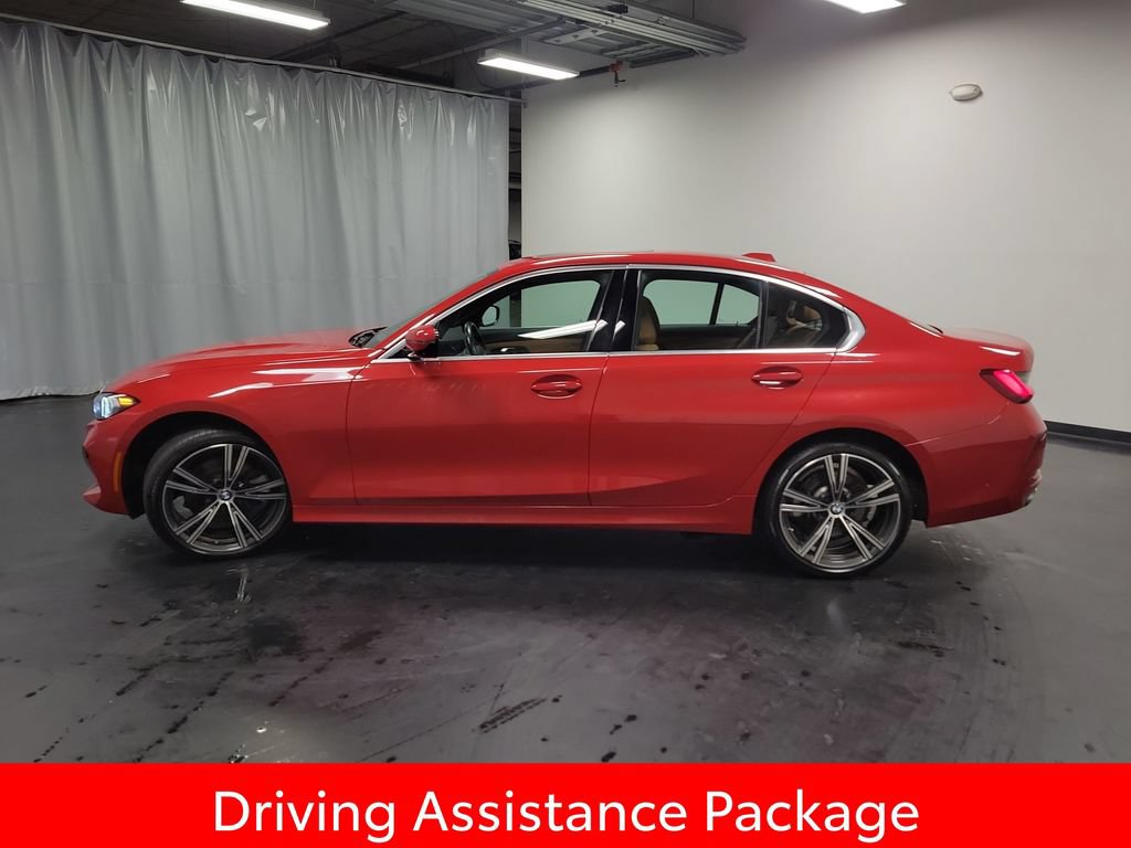 Used 2024 BMW 330i xDrive Sedan w/ Premium Package AWD/4WD image 5