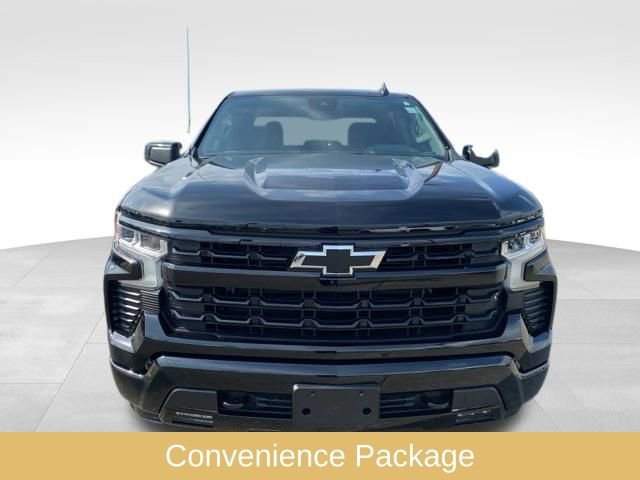 Used 2025 Chevrolet Silverado 1500 RST AWD/4WD image 2