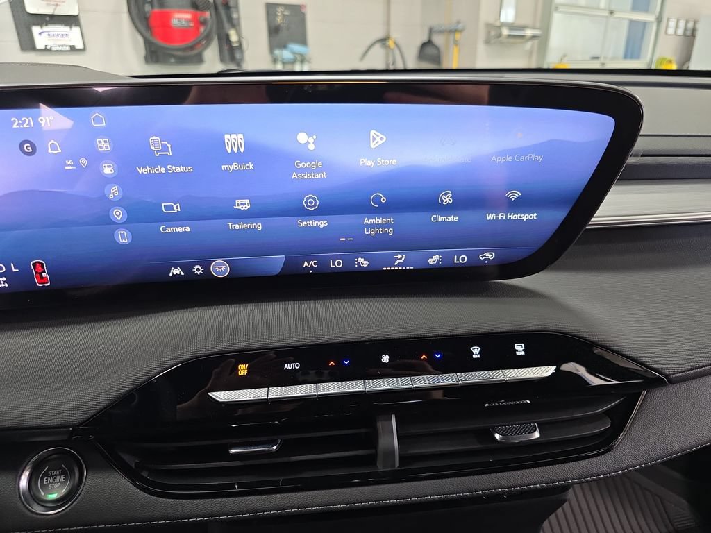 New 2026 Buick Enclave Preferred w/ LPO, Floor Liner Package AWD/4WD image 21