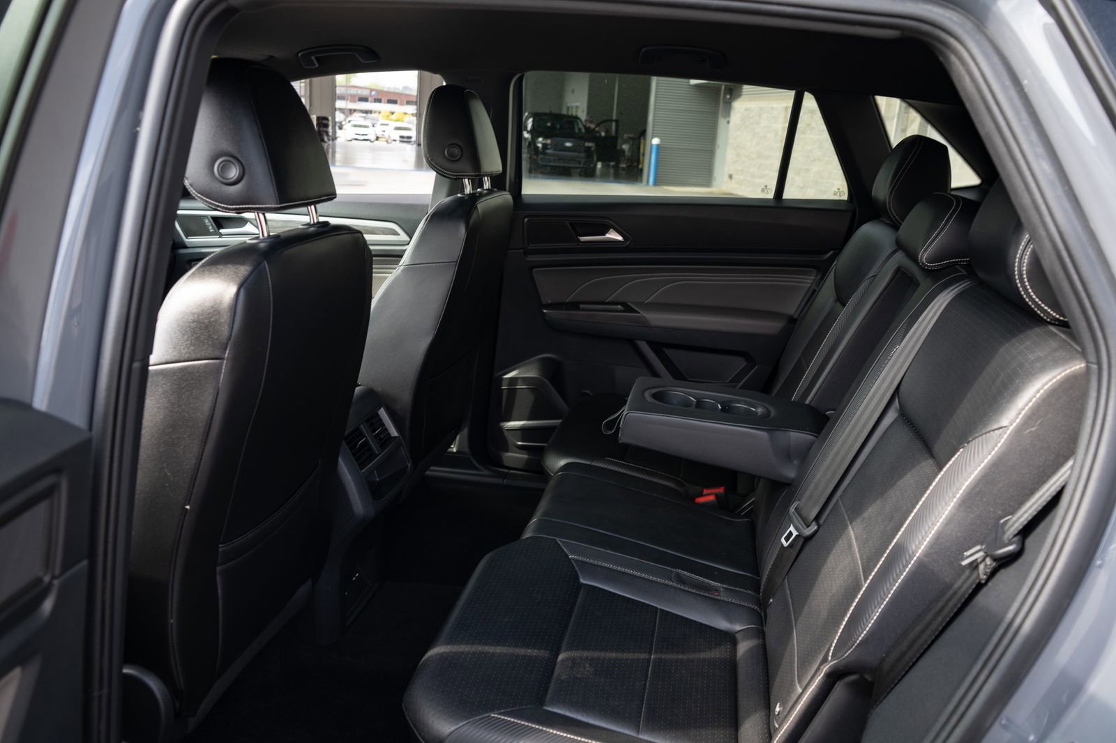 Used 2022 Volkswagen Atlas Cross Sport SE AWD/4WD image 18