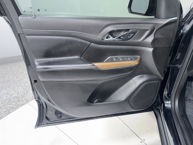 Used 2020 GMC Acadia SLE AWD/4WD image 9