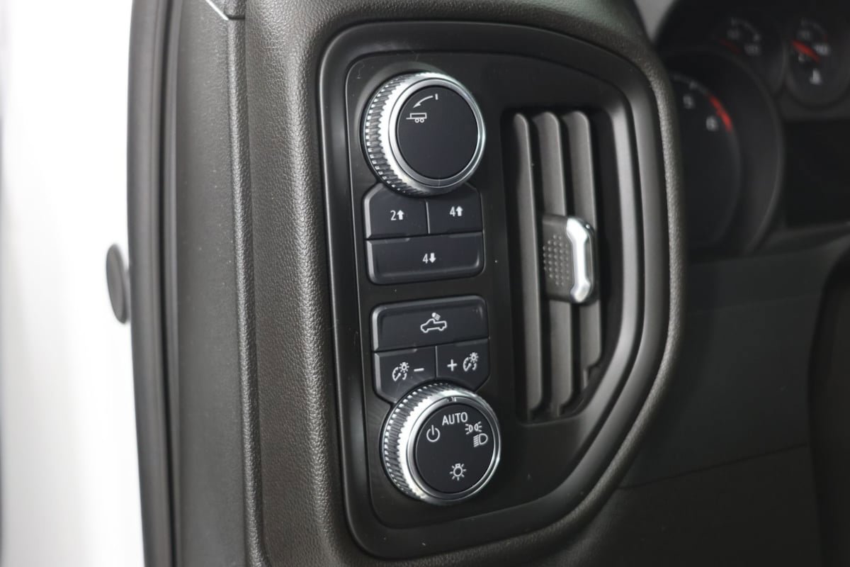 Used 2024 GMC Sierra 2500 Pro w/ Convenience Package AWD/4WD image 14