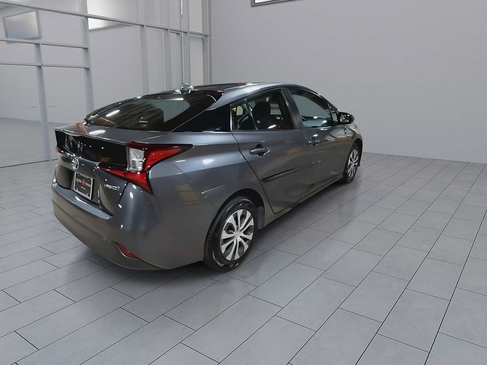 Used 2022 Toyota Prius LE AWD/4WD image 8
