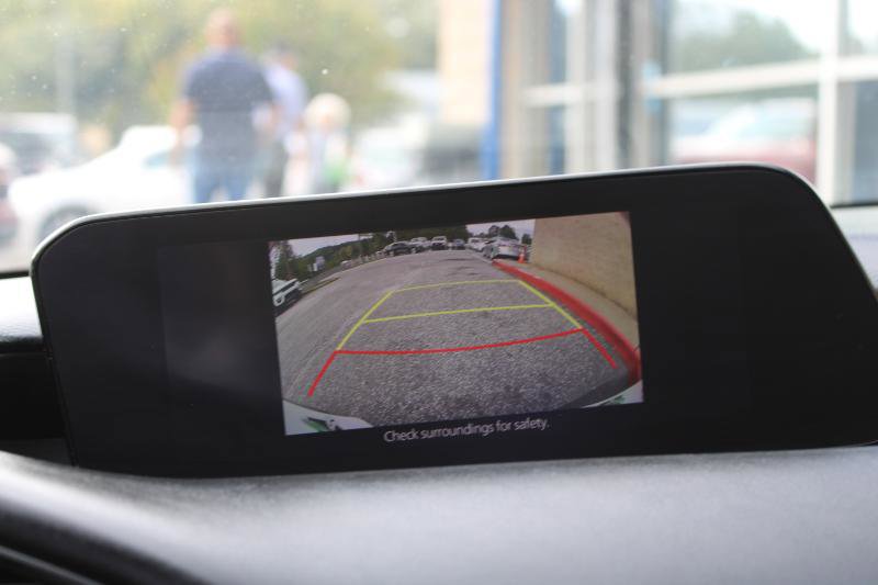 Used 2021 MAZDA MAZDA3 s image 26