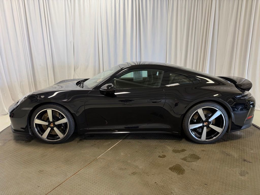 Certified 2026 Porsche 911 Carrera 4S image 2