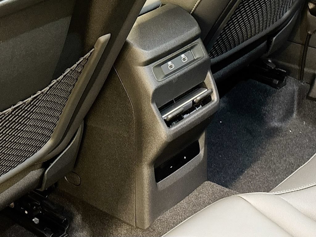 New 2026 Audi Q3 quattro 2.0T AWD/4WD image 17