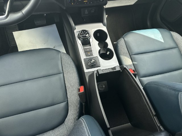 Used 2024 Ford Bronco Sport Outer Banks w/ Tech Package AWD/4WD image 32