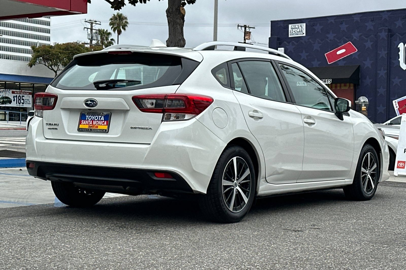Used 2023 Subaru Impreza 2.0i Premium AWD/4WD image 4