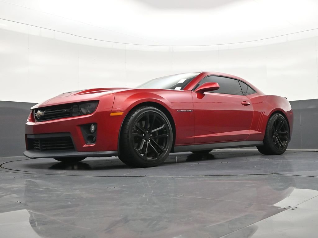 Used 2014 Chevrolet Camaro ZL1 RWD image 22