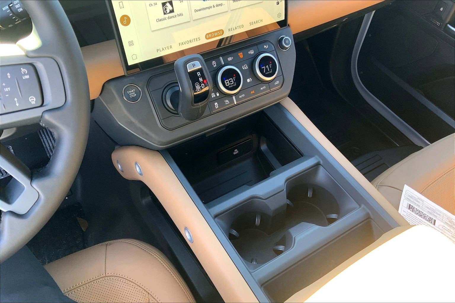 New 2026 Land Rover Defender 110 X-Dynamic SE image 7