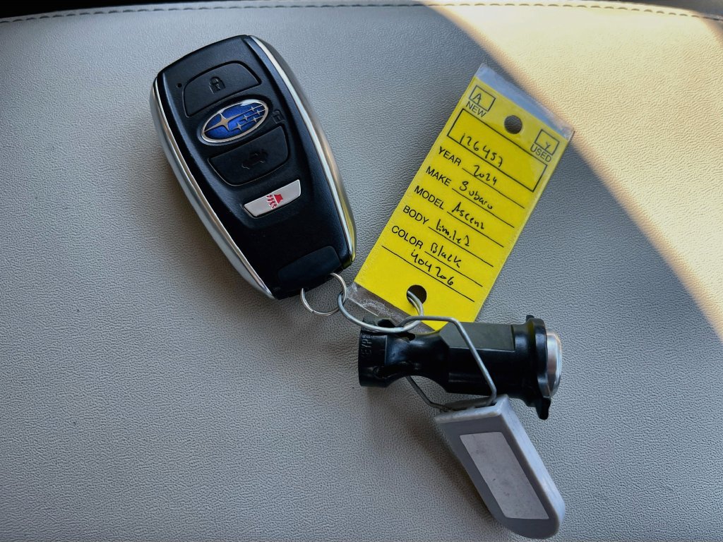 Used 2024 Subaru Ascent Limited w/ Technology Package AWD/4WD image 36