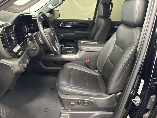 Certified 2022 Chevrolet Silverado 1500 LTZ w/ Technology Package AWD/4WD image 10