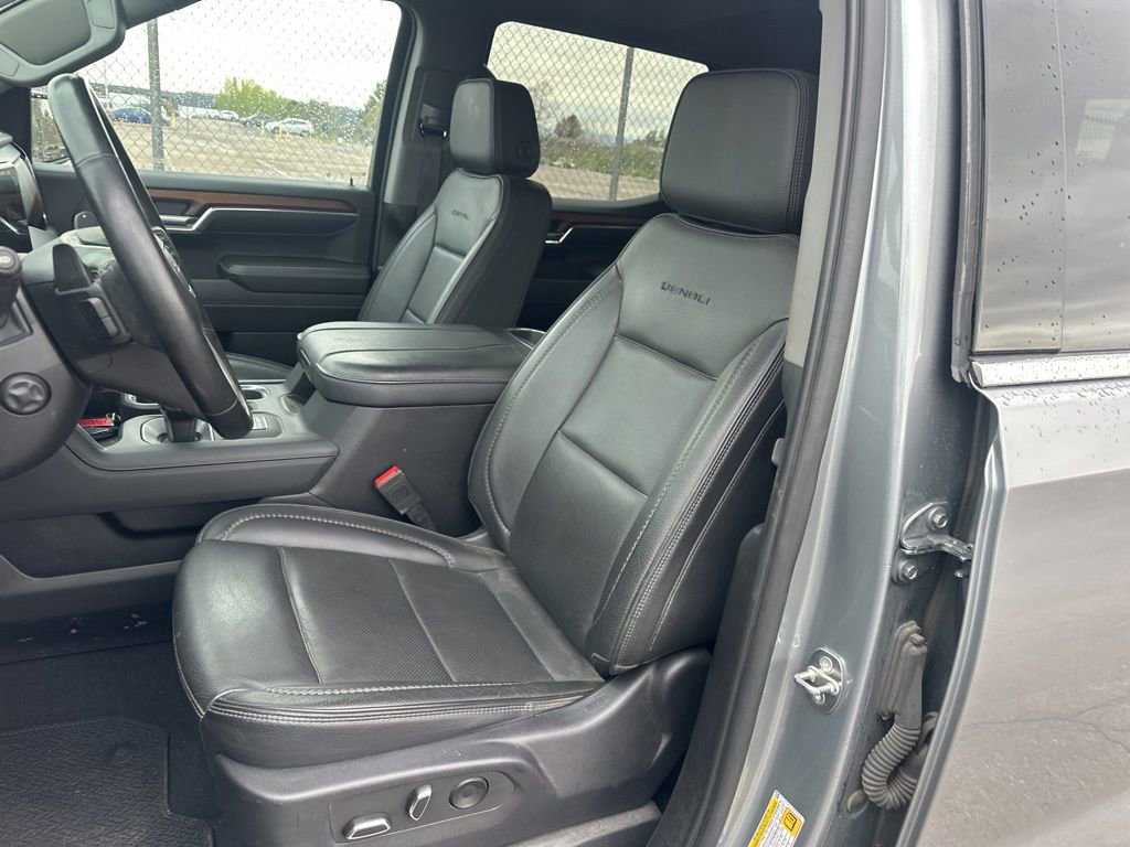 Used 2023 GMC Sierra 1500 Denali w/ Denali Reserve Package AWD/4WD image 9