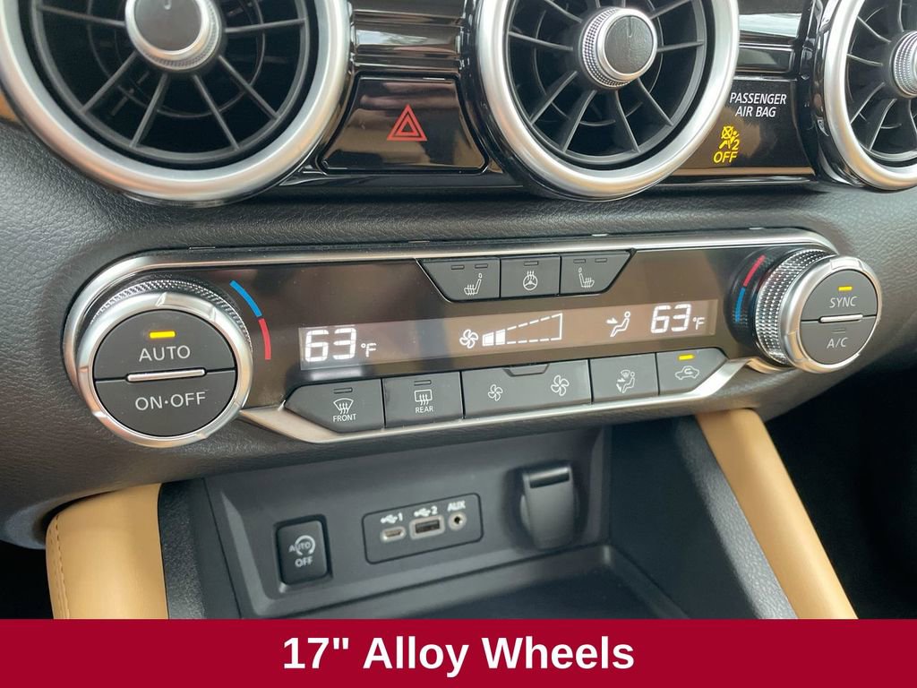 Used 2024 Nissan Sentra SV w/ SV Premium Package image 31