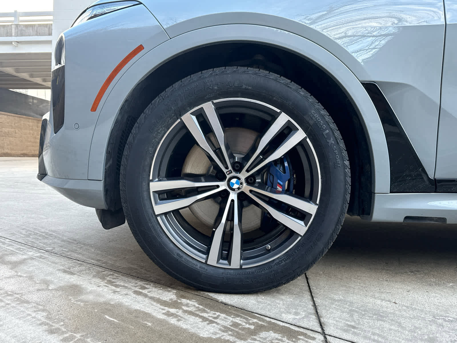 Certified 2023 BMW X7 xDrive40i w/ Executive Package image 6