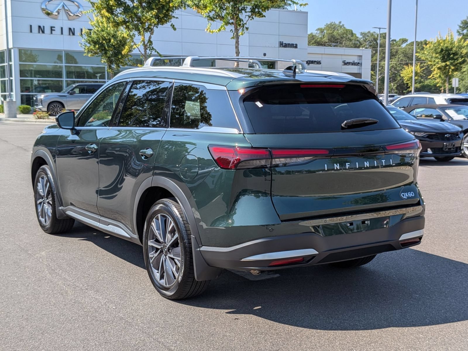 Used 2026 INFINITI QX60 Luxe w/ Cargo Package FWD image 5
