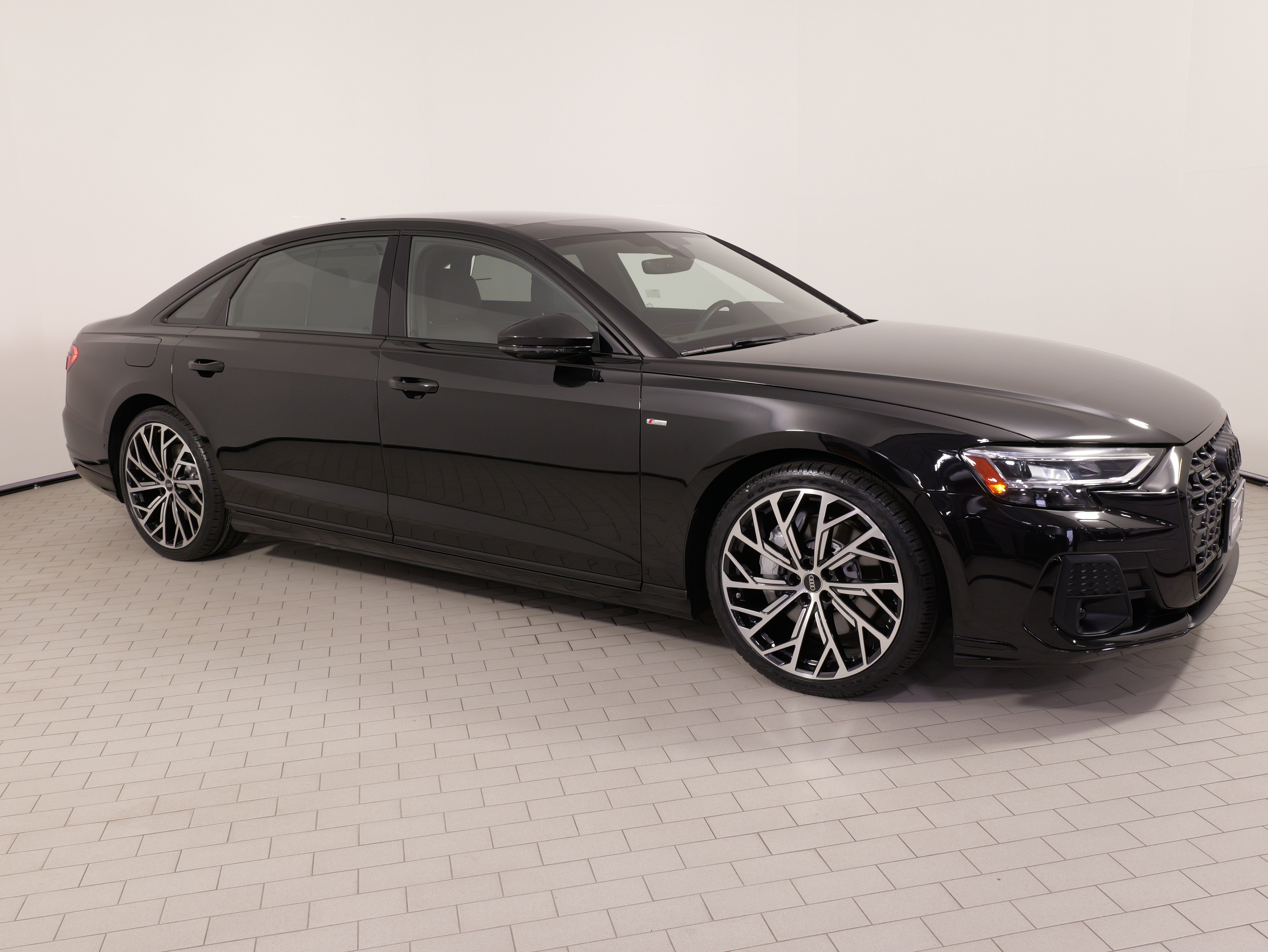 Used 2022 Audi A8 L 3.0T w/ Executive Package AWD/4WD image 8