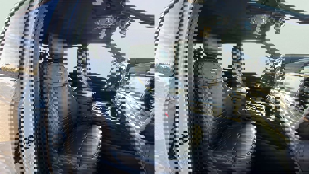 New 2026 Ford F250 Platinum image 19