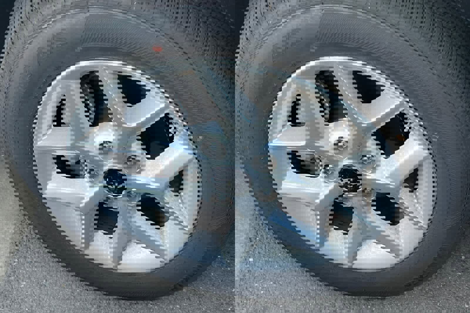 Used 2025 Kia Soul LX w/ LX Technology Package image 4