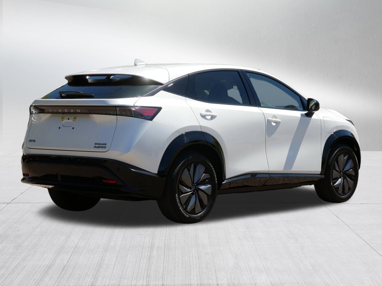 Certified 2024 Nissan Ariya AWD image 7