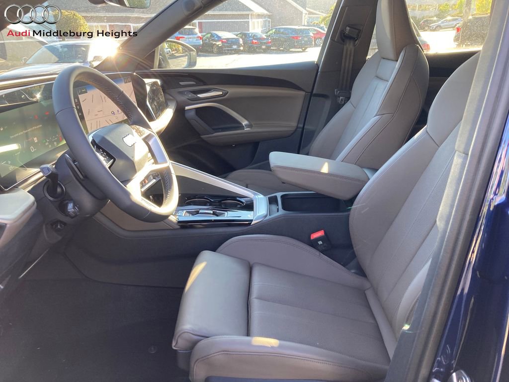 New 2025 Audi Q5 Premium Plus image 9