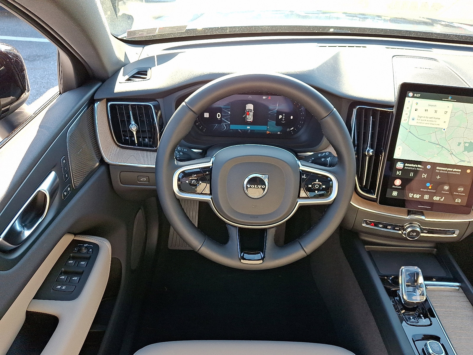 New 2026 Volvo XC60 B5 Plus w/ Protection Package Premier image 7