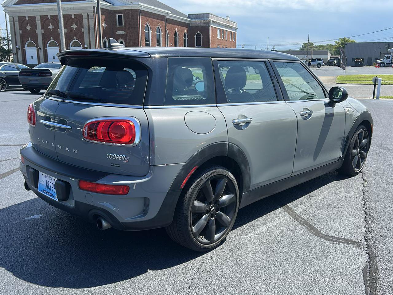 Used 2016 MINI Cooper Clubman S FWD image 5