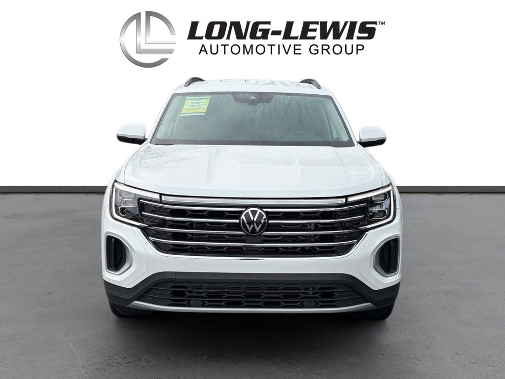 Certified 2026 Volkswagen Atlas SE FWD image 11