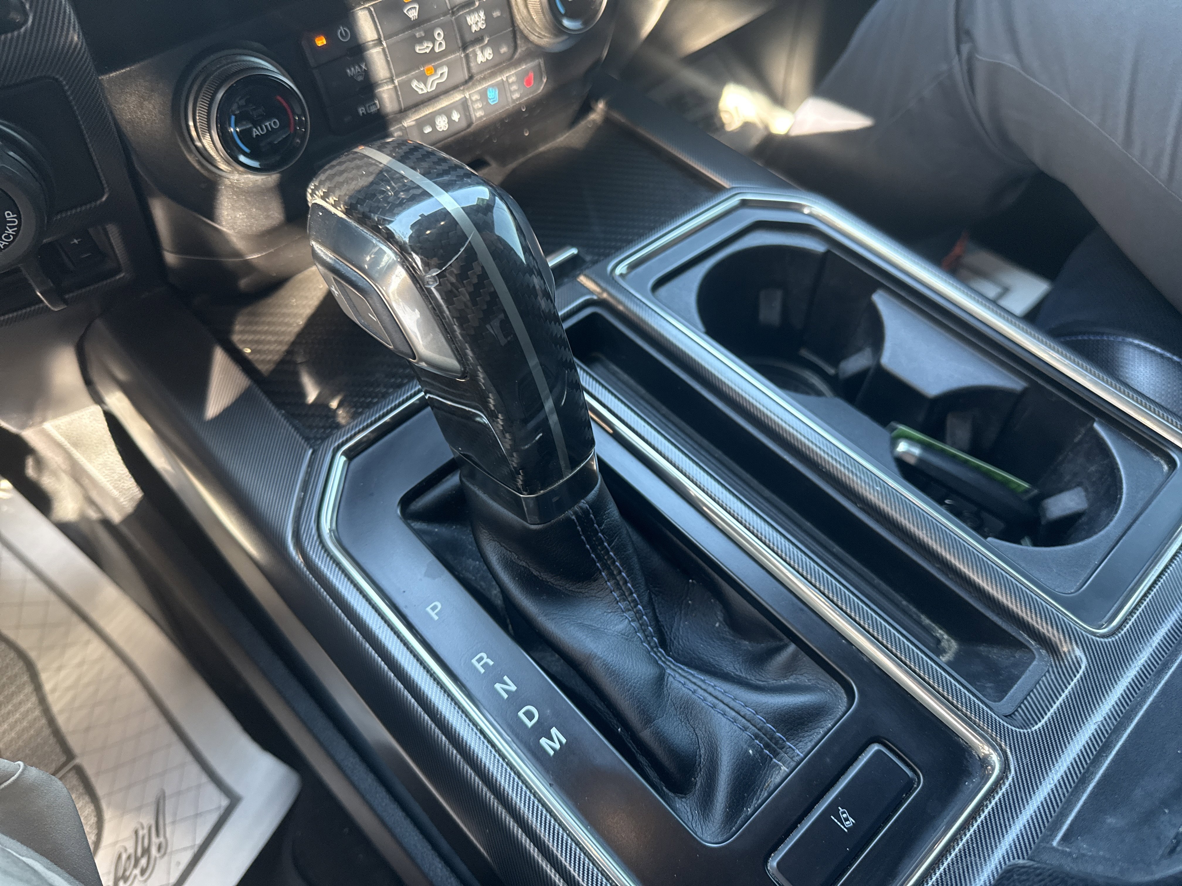 Used 2019 Ford F150 Raptor w/ Equipment Group 802A Luxury image 23