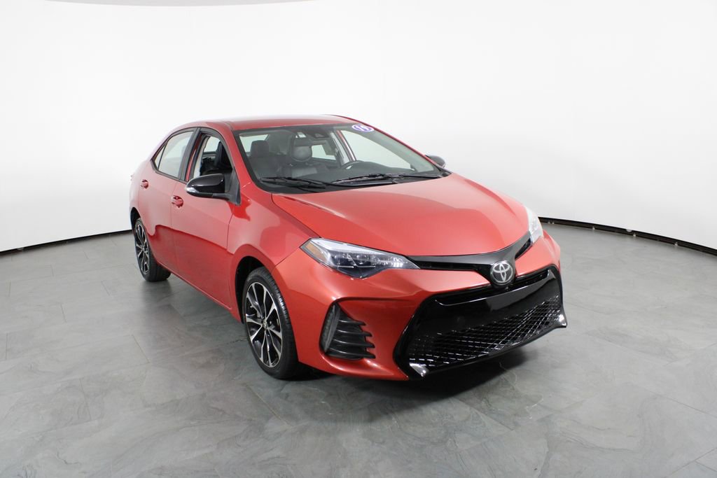 Used 2019 Toyota Corolla SE FWD image 4