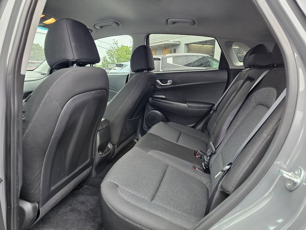 Used 2023 Hyundai Kona SE FWD image 17