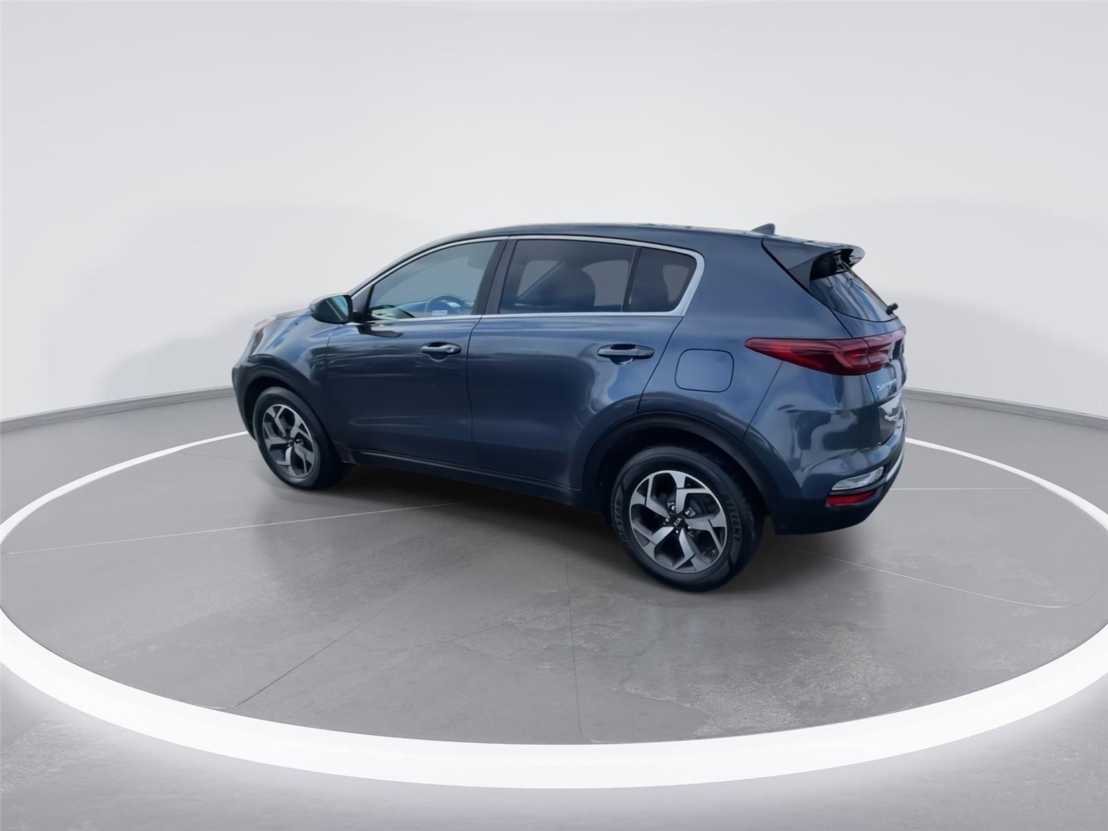 Used 2020 Kia Sportage LX image 6