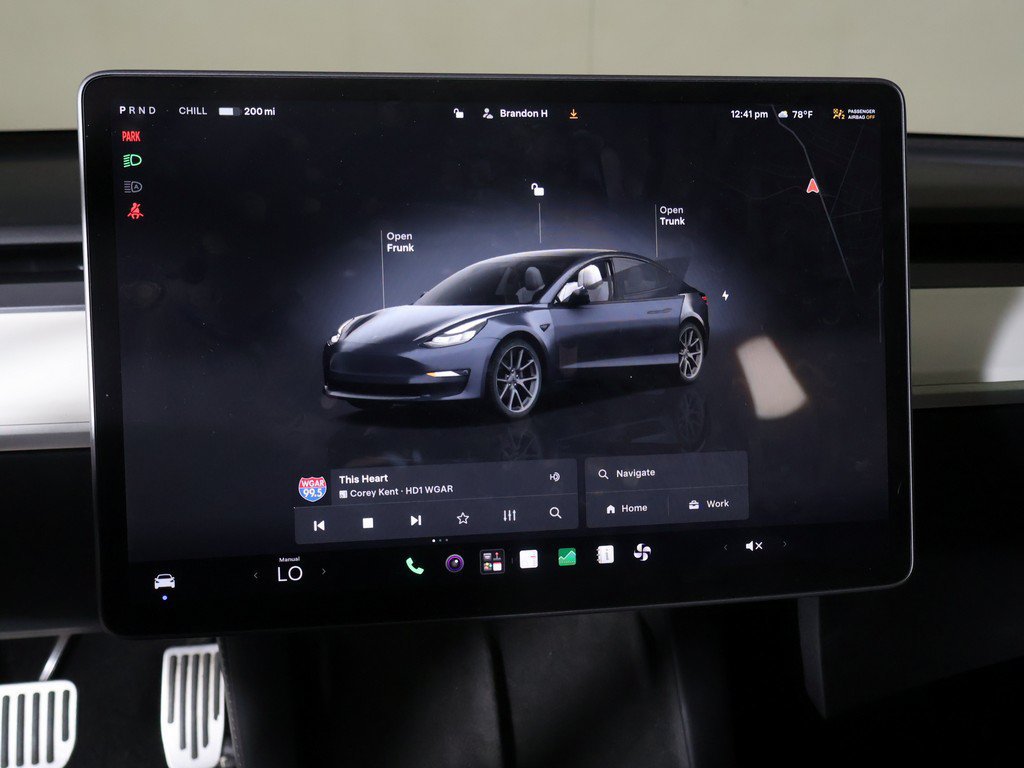 Used 2022 Tesla Model 3 Long Range AWD/4WD image 40
