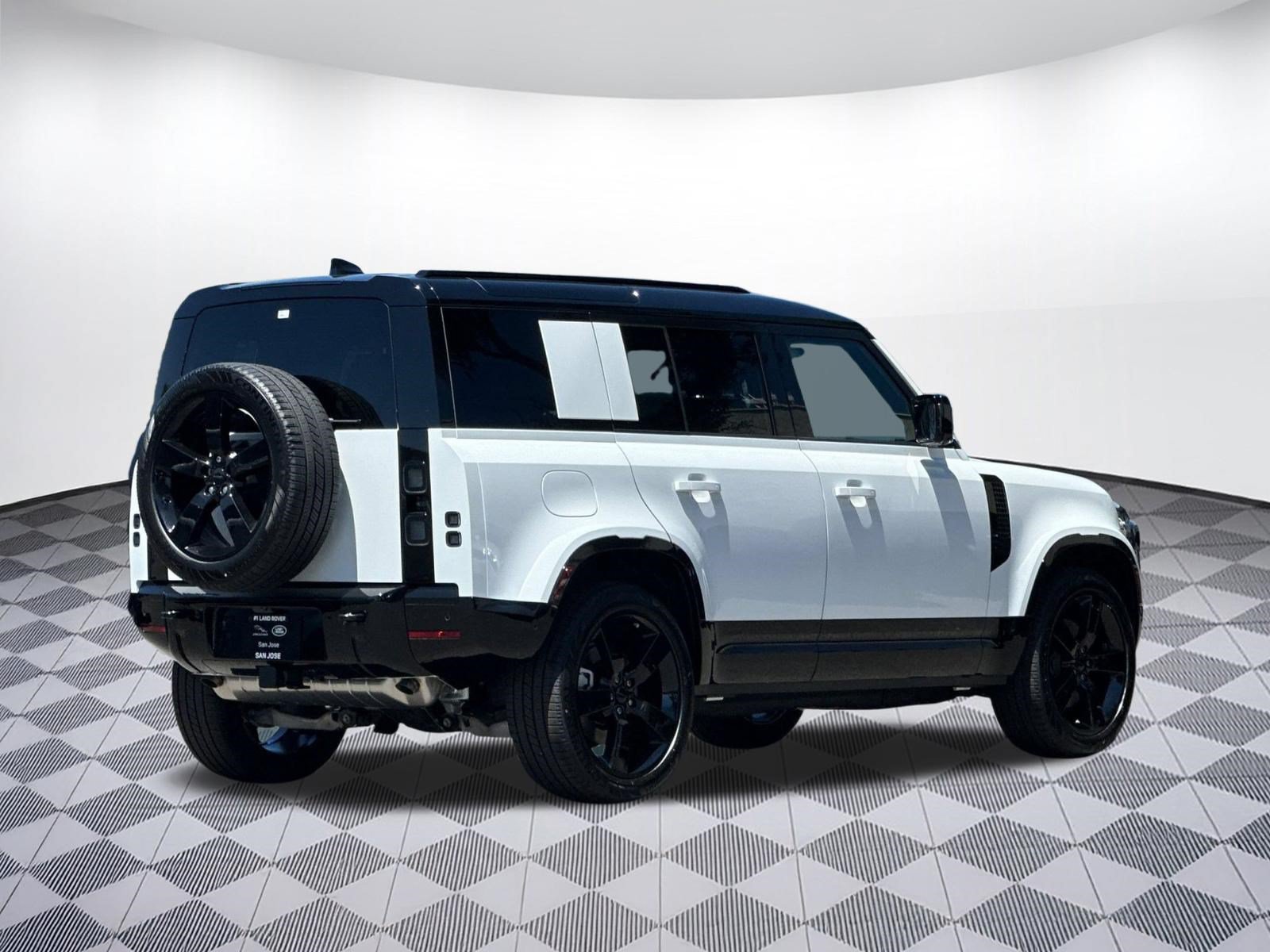 New 2026 Land Rover Defender 110 X-Dynamic SE AWD/4WD image 8