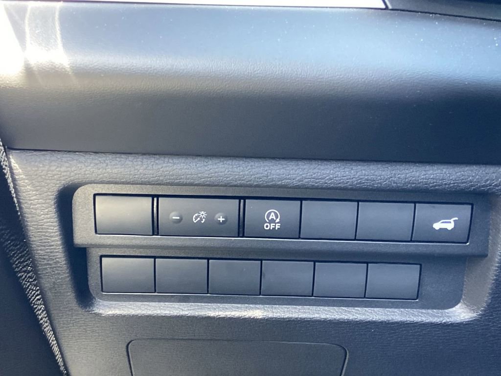 New 2026 Mitsubishi Outlander SE FWD image 14