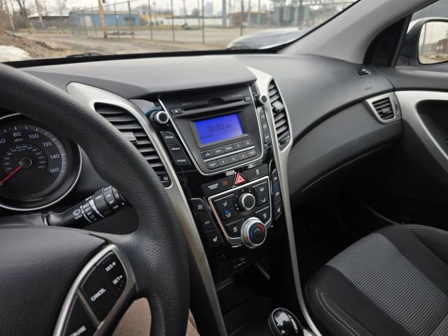 Used 2014 Hyundai Elantra GT image 24