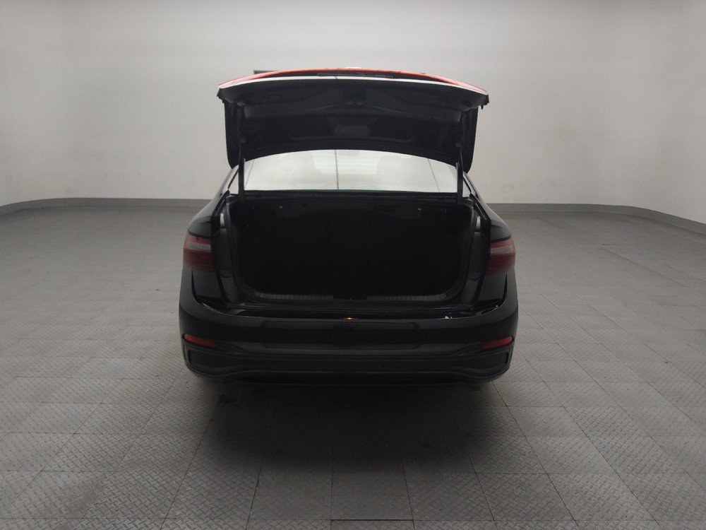 Used 2025 Volkswagen Jetta Sport image 29