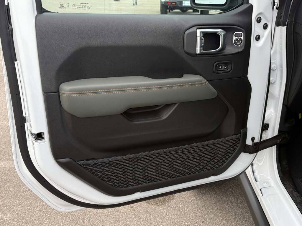 New 2026 Jeep Gladiator Mojave image 24